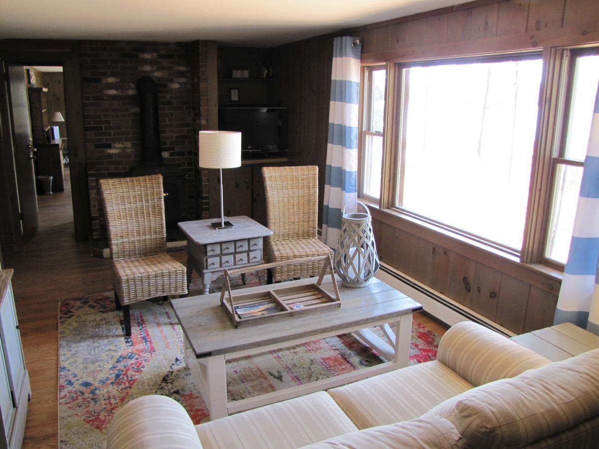 Woodbound Inn Rindge Dış mekan fotoğraf